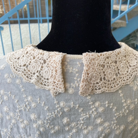 Vintage Large Cottagecore Embroidered Dress with Crochet Lace Detail - Picture 5 of 10